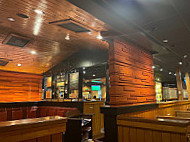 Outback Steakhouse inside