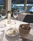 Sails on Lavender Bay food