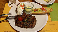 Steakhouse am Hirschgraben food