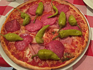 Restaurant Pizza- Service Pinocchio food
