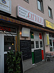 Ristorante Pizzeria Cattolica outside