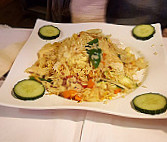 Ming's Wok food