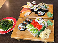 Busumo Sushi Bar inside