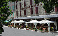 Grand De France outside