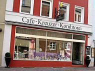 Cafe Kreuzer inside