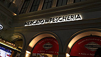 Mercato Della Pescheria inside