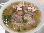 Lǔ Nǎi Zhū Ròu Fěn (pork Noodles) Lunas Food Court food