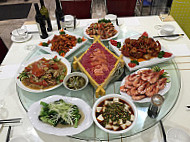 Cheng's China Bistro food