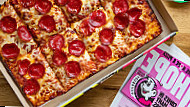 Hungry Howie's Pizza food