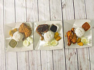 Ayam Penyet Ria (kkip) food