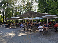 Taxisgarten inside