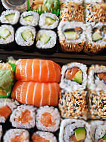 Sushi-Chi food