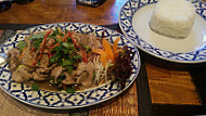 Aroy Dee Thai Imbiss food