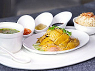 Pu Yat Thian Chicken Rice (golden Phoenix) food