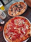 Pizza-Bar Sportlerstüberl food