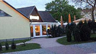 Hotel & Restaurant Seeadler outside
