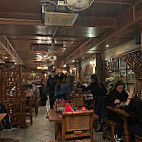 Ban Thai Restaurant inside
