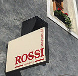 Gestatten: Rossi outside