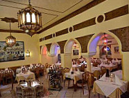 Restaurant Palmyra inside