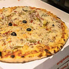 Idéale Pizza food