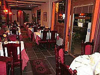 Ariana Restaurant inside