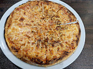 Pizza Toni im Heidecenter food