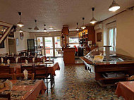 Le Relais De Perigny food