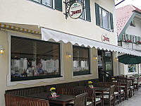 Restaurant Janos inside