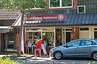 Landbäckerei Tino Matthiessen Landbäckerei outside