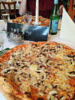 Pizzeria Milano food