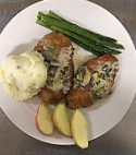 Knic Knacs Steak Seafood House food