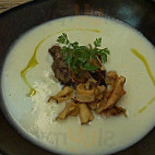 Trares food