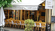 Brasserie Le Petit Marcel outside