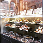 Pasticceria Duomo inside