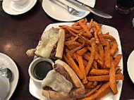 Madisons New York Grill & Bar - Sherbrooke food