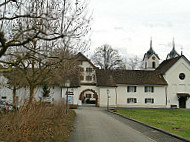 Schloss Bottstein outside