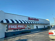 Steak 'n Shake outside