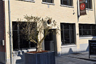 Singel 9 outside