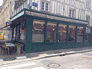 Cafe de la Poste inside