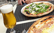 Pizzeria La Stazione food