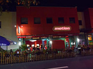 Motion Cafe.Bar outside