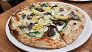 Malawi's Pizza Provo Riverwoods food