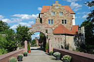 Schloss Neuburg outside