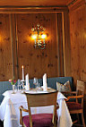 Henri-philippe (im Romantik Alpenhotel Waxenstein) inside