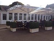Cafe At The Palace outside