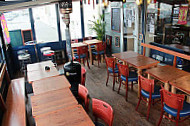 Le Newport Cafe inside