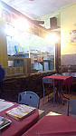 Il Passaggio A Livello Pizzeria inside