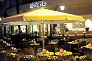 Al Porto Cafe Lago inside
