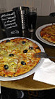 Con Amore Pizza-Express food