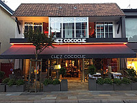 Chez Cocoche outside